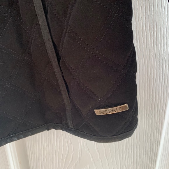 Esprit Black Quilted Lightweight Jacket - Picture 6 of 9